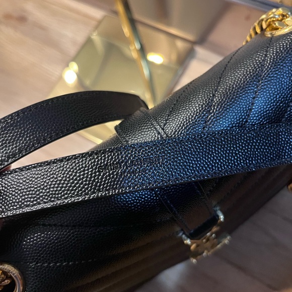 Yves Saint Laurent Black Chevron Shoulder Bag - Picture 6 of 12